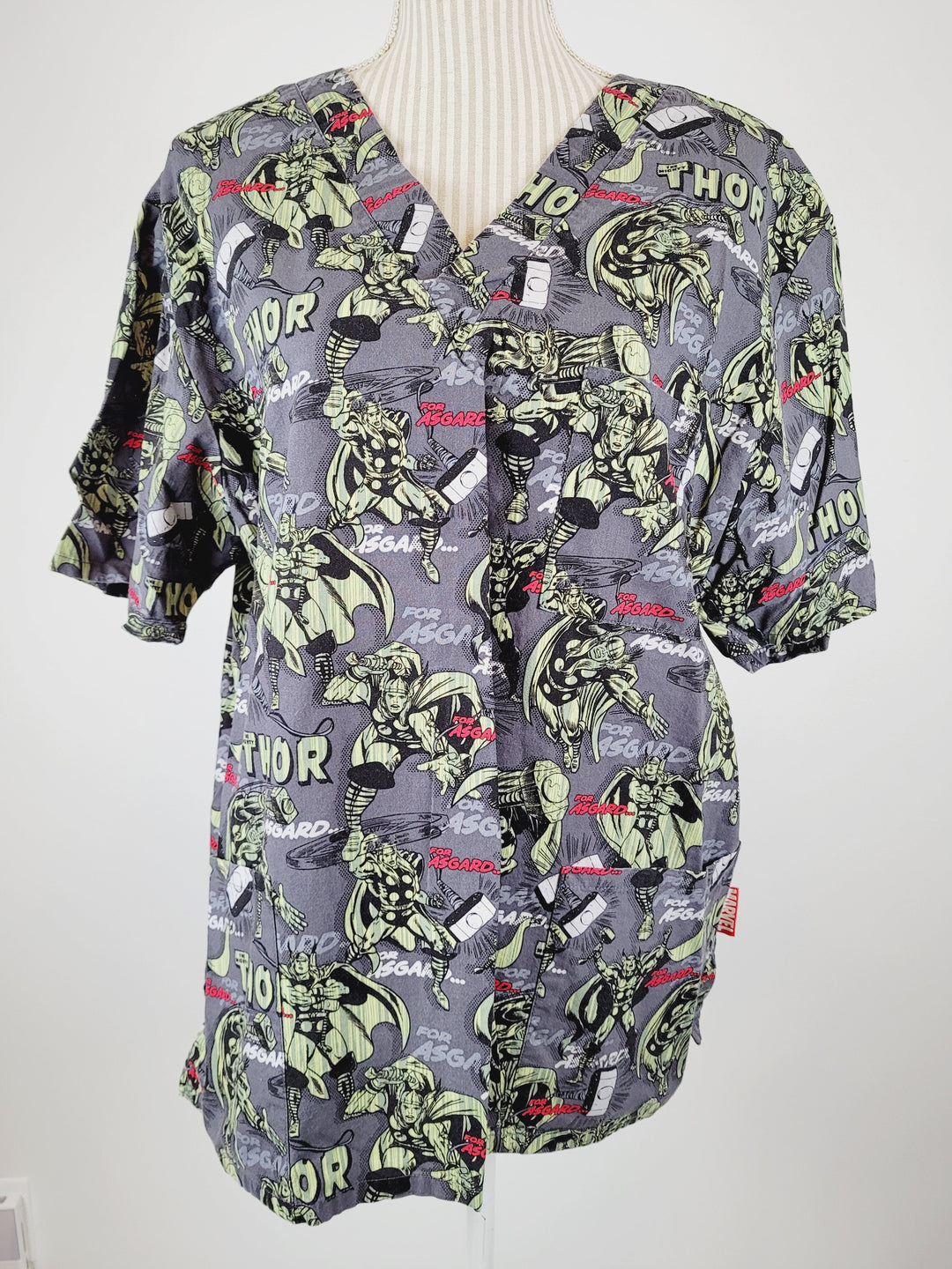 THOR SCRUB TOP ADULT LARGE PRE-LOVED