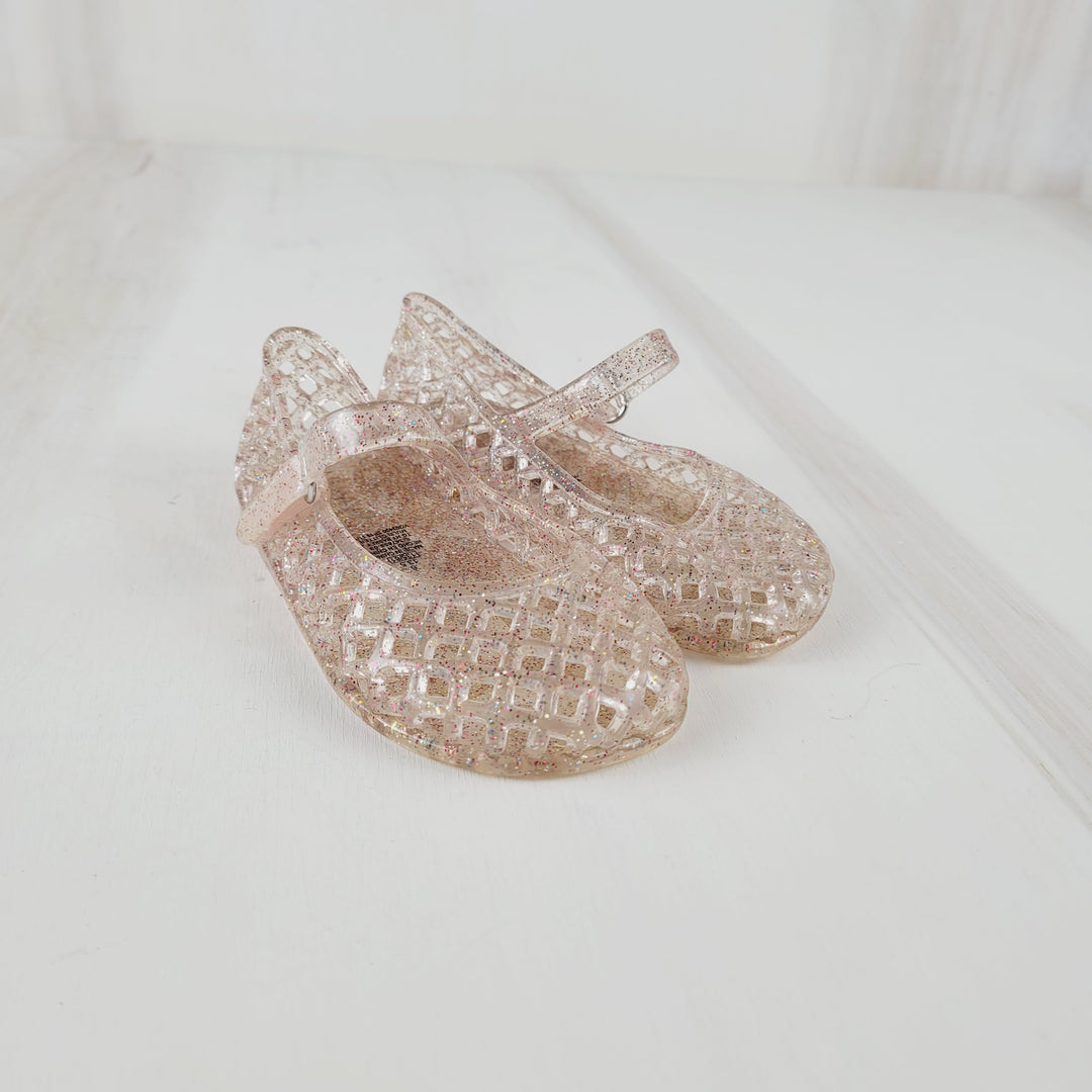 OLD NAVY GLITTER JELLIES SIZE 6 CHILD PRE-LOVED