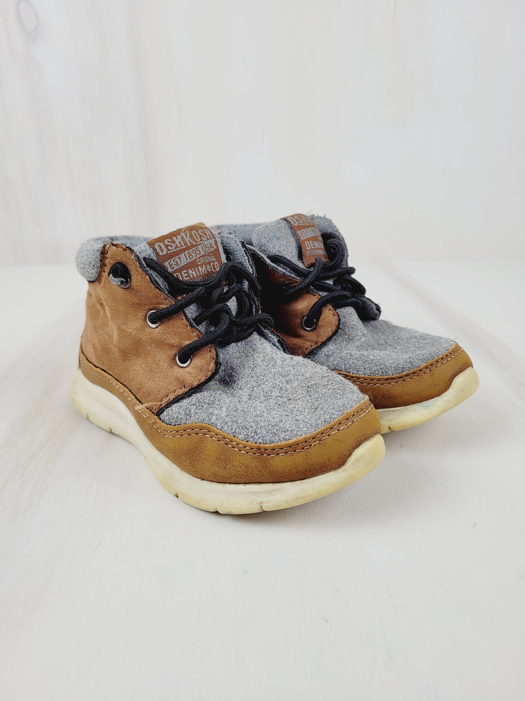 OSH KOSH BOOT SIZE 10 PRE-LOVED