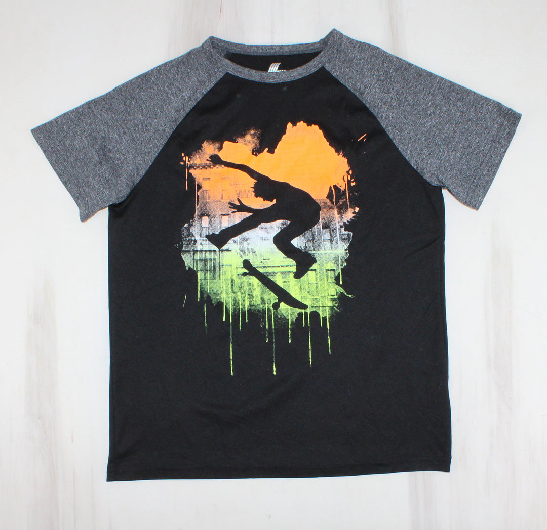 CHILDRENS PLACE SPORT TSHIRT 10/12Y PRE-LOVED