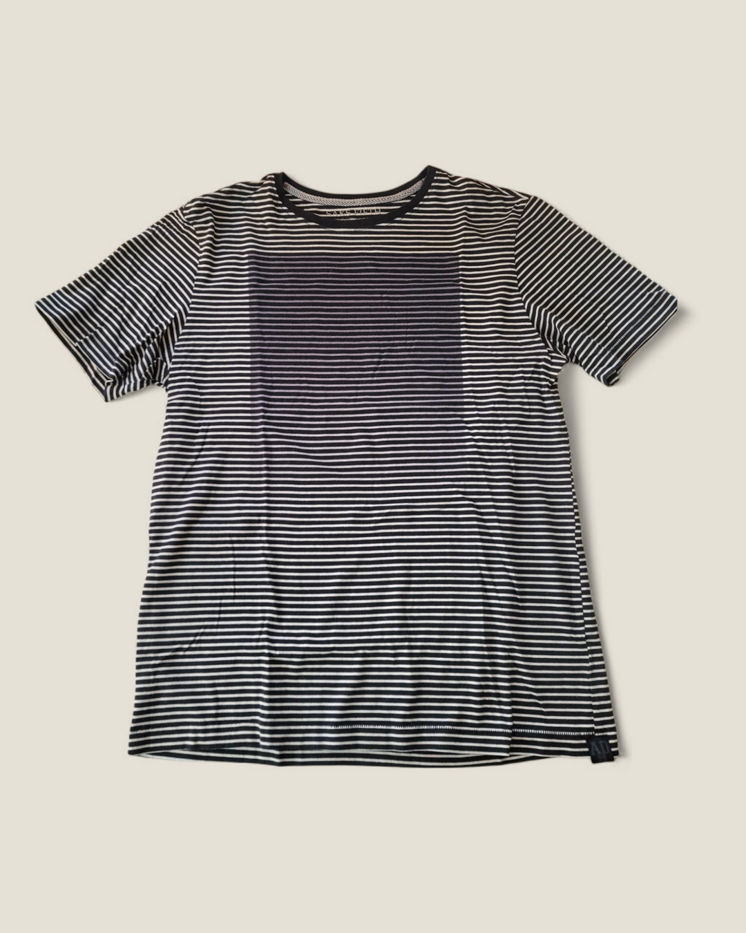 SAKS STRIPED TSHIRT MENS MEDIUM PRE-LOVED