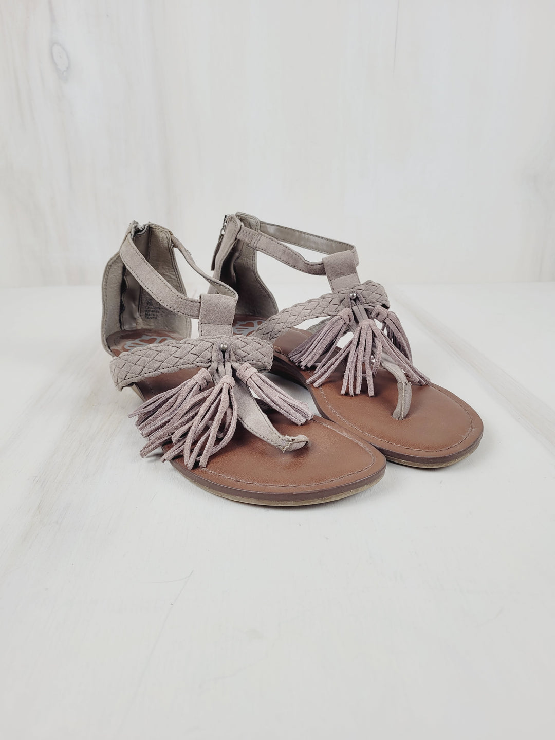 FERGIE SANDALS LADIES SIZE 7 PRE-LOVED