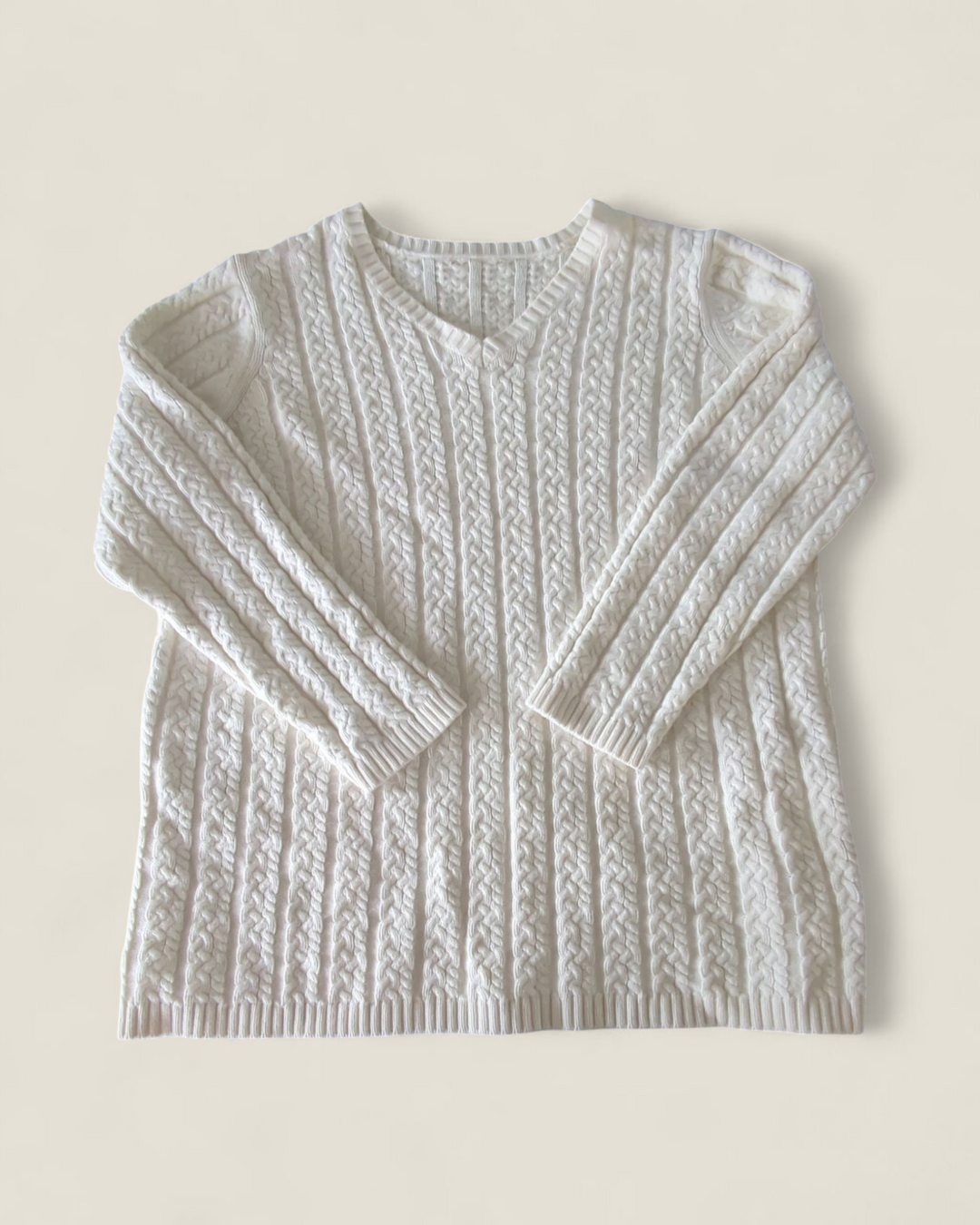 CABLEKNIT WHITE SWEATER LADIES APPROX XL PRE-LOVED