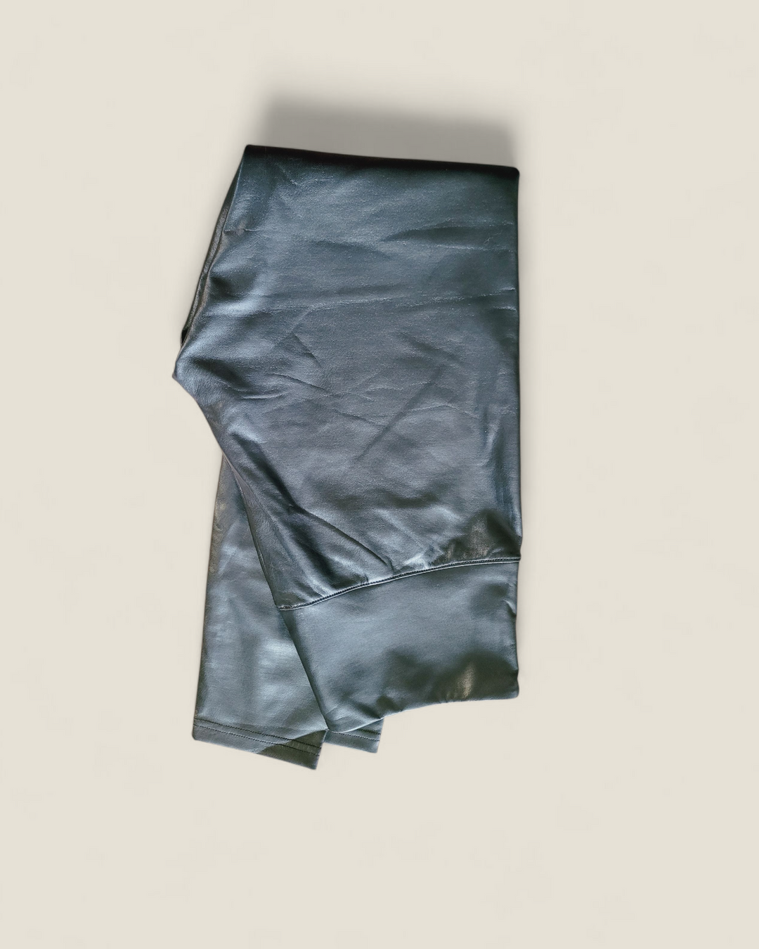 JOE FRESH BLACK PLEATHER PANTS LADIES MEDIUM PRE-LOVED