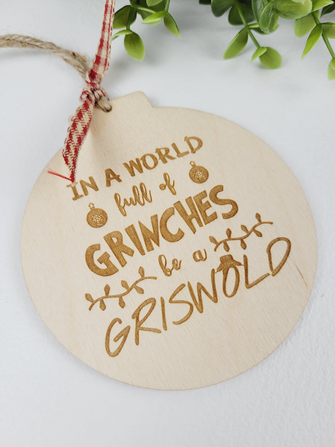 Rough Cut Dezigns, Christmas Vacation Wooden Ornaments