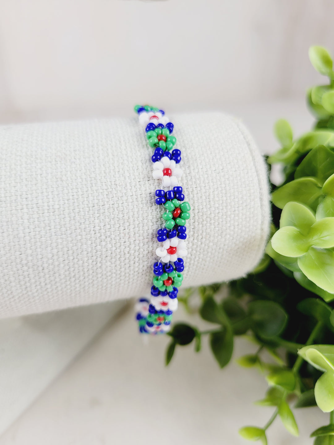 Tracey's Treasures, Beaded Flower Bracelets