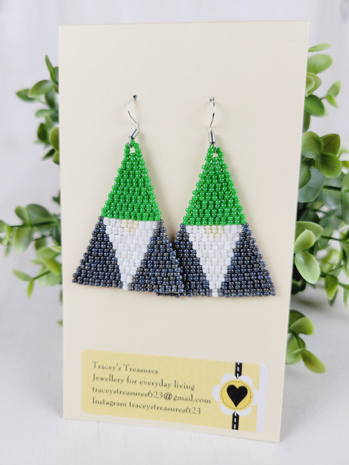 Tracey's Treasures, Dangle Earrings, Gnome Collection