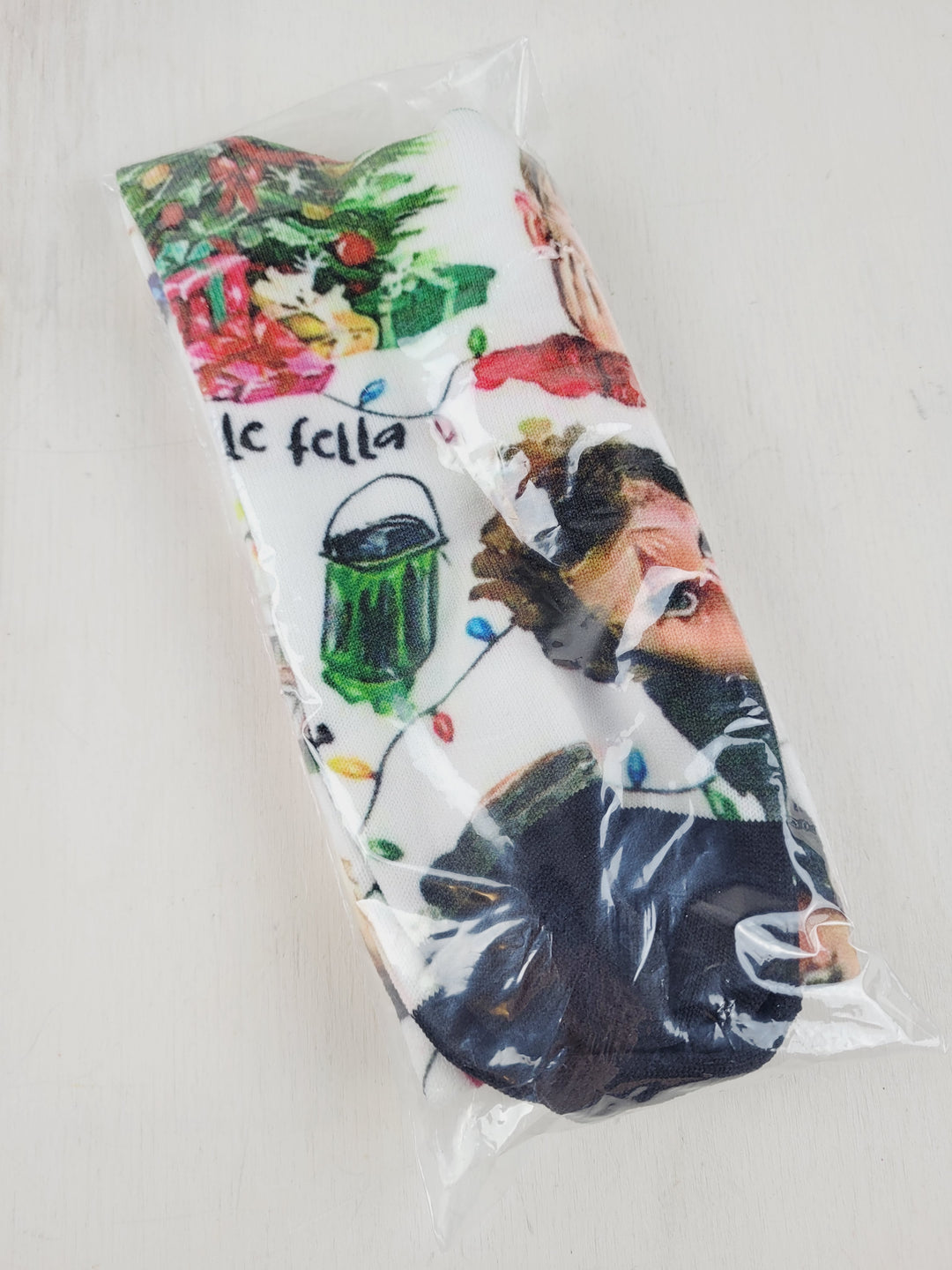 Lindsay's Creations, Holiday "If You Can Read This.." Socks