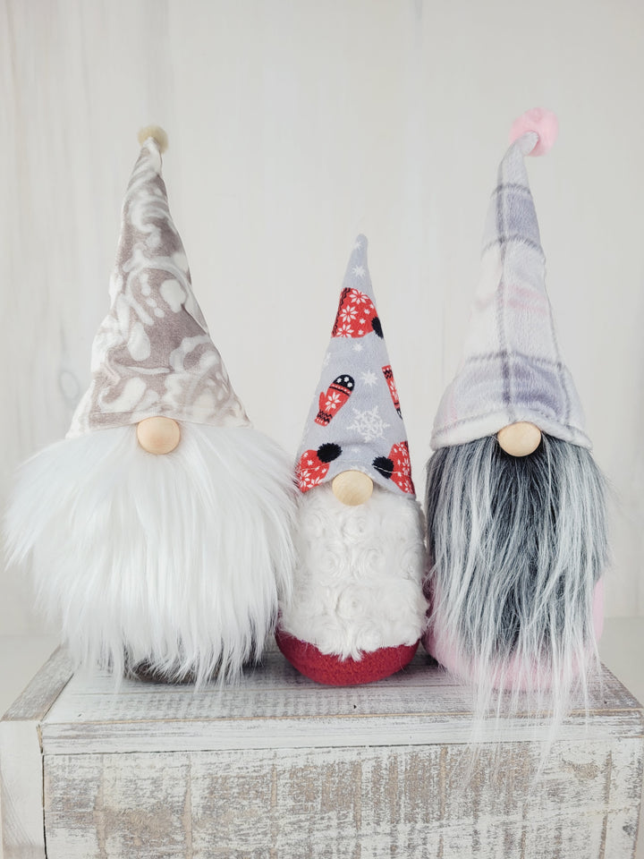 Tracey's Treasures, Winter Gnomes