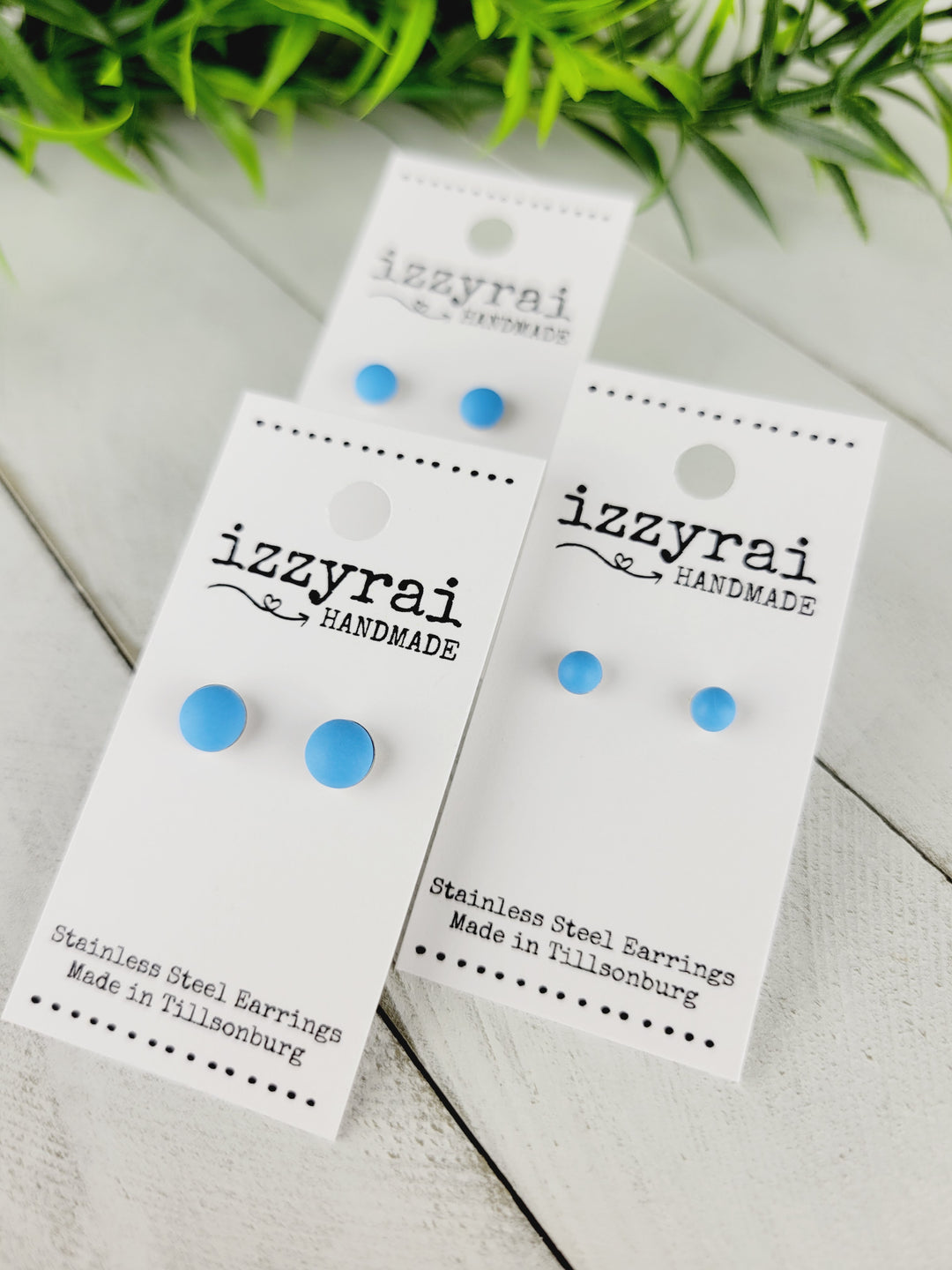 Izzyrai Handmade, Matte Finish Stud Earrings