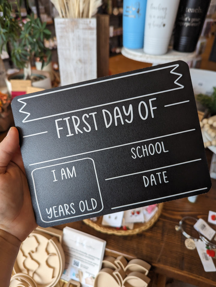 Liz's Custom Creation, First/Last Day School Small Chalkboard Signs