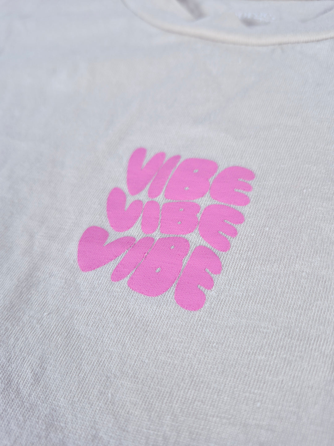 Pre-Loved Yellow George Tee Girls 7-8y | Betty’s Marketplace