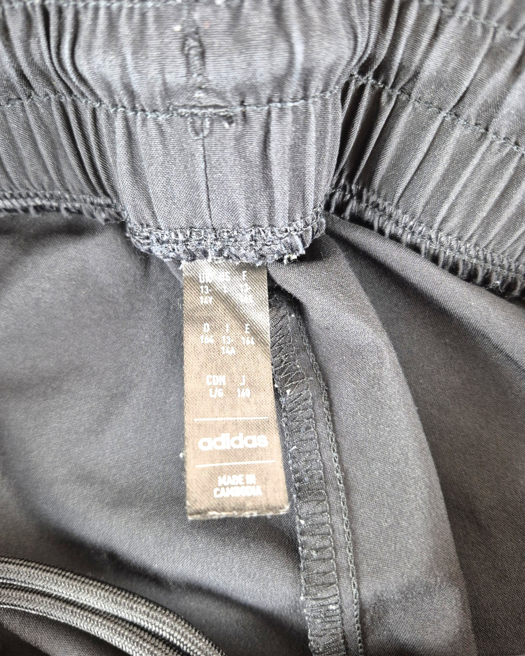 Pre-Loved Adidas Black Shorts Youth Large | Betty’s Marketplace