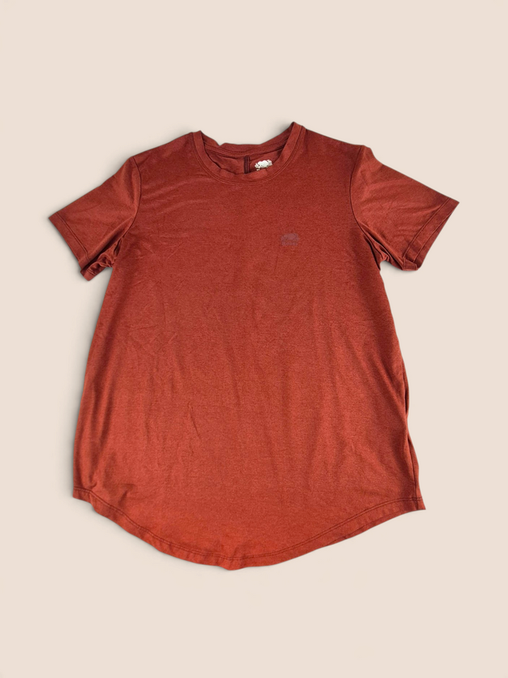 Pre-Loved Roots Orange T Shirt Adult Medium | Betty’s Marketplace