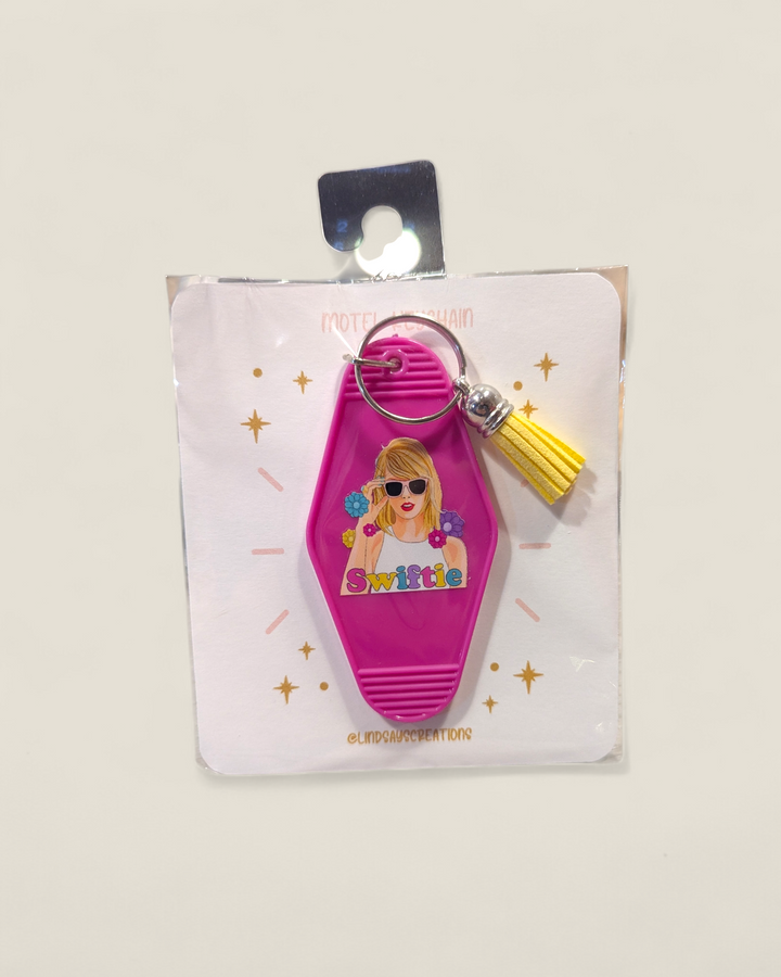 Lindsay's Creations, Motel Keychain