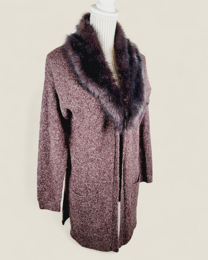 REITMANS MAROON SWEATER WITH REMOVABLE COLLAR LADIES SMALL PRE-LOVED