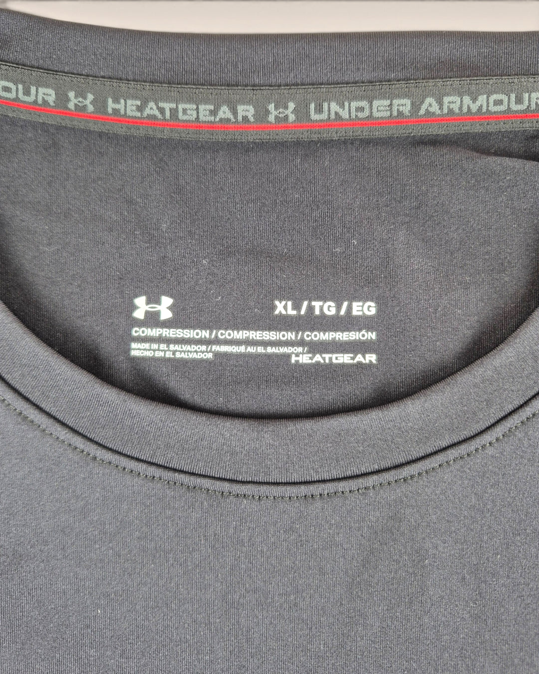 Pre-Loved Under Armour Black Compression T Shirt Mens XL | Betty’s Marketplace