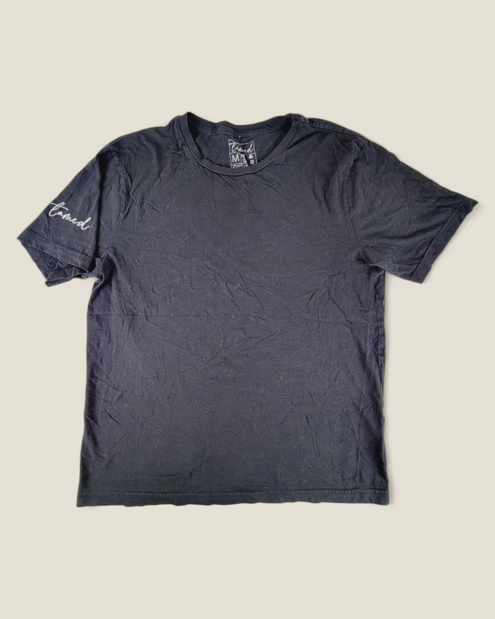 TAMED DEAD INSIDE TEE (BACK GRAPHIC) LADIES MEDIUM PRE-LOVED