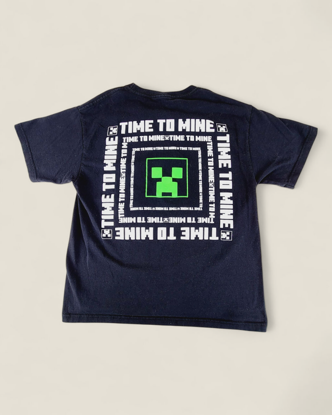 MINECRAFT BLACK TEE (BACK GRAPHIC) YOUTH LARGE PRE-LOVED