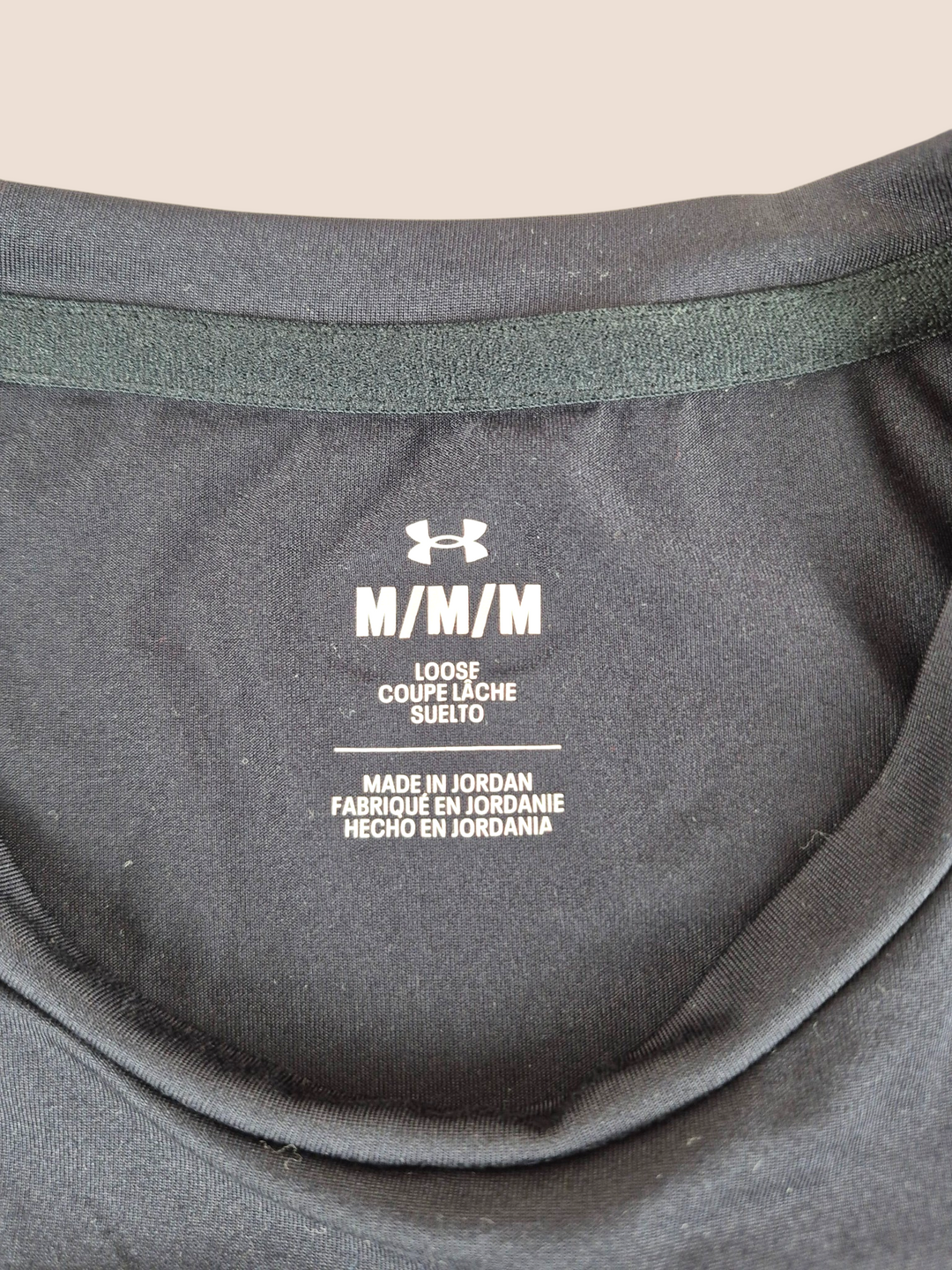 Pre-Loved Underarmour Black Athletic T Shirt Adult Medium | Betty’s Marketplace