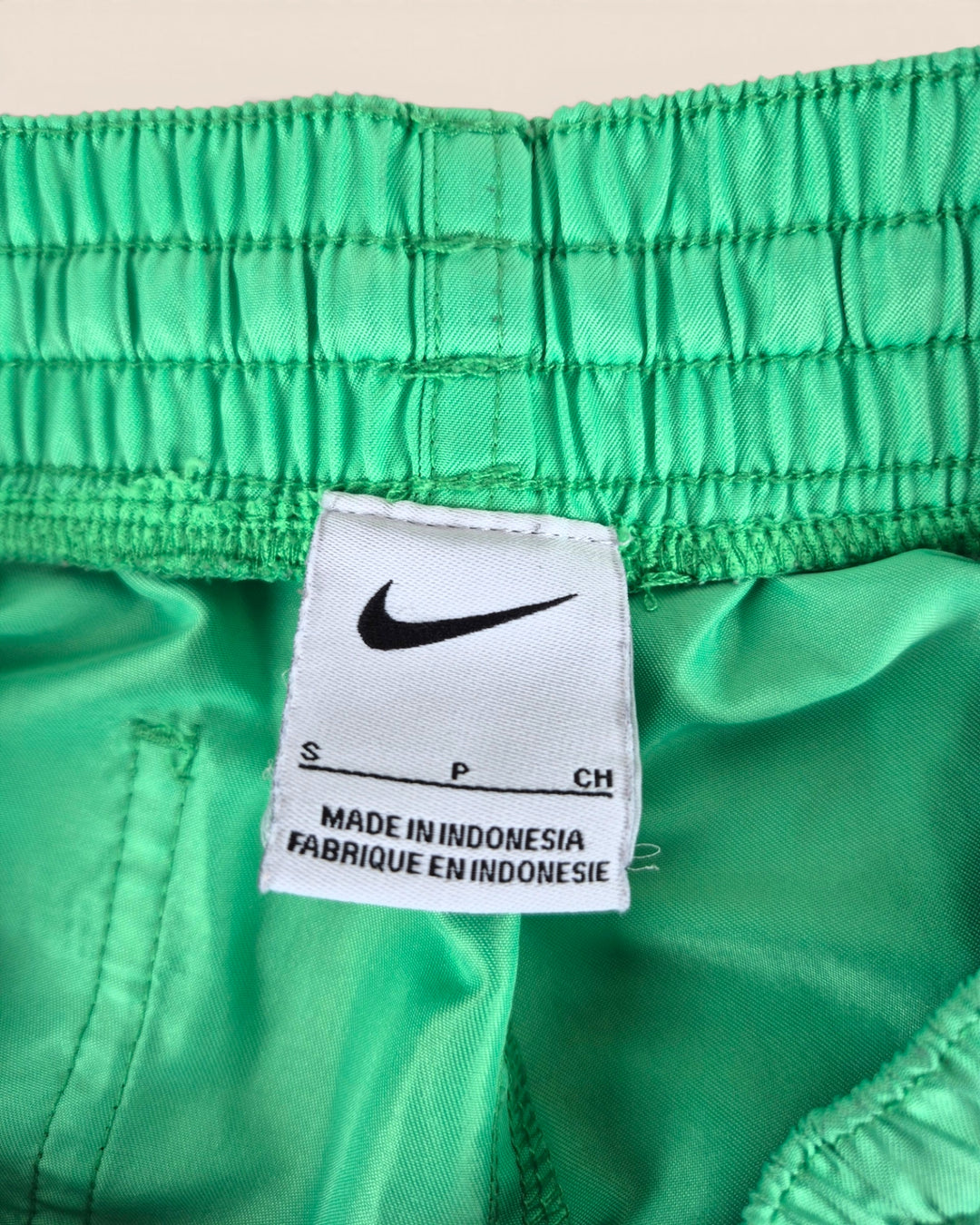 Pre-Loved Nike Green Athletic Shorts Mens Small | Betty’s Marketplace
