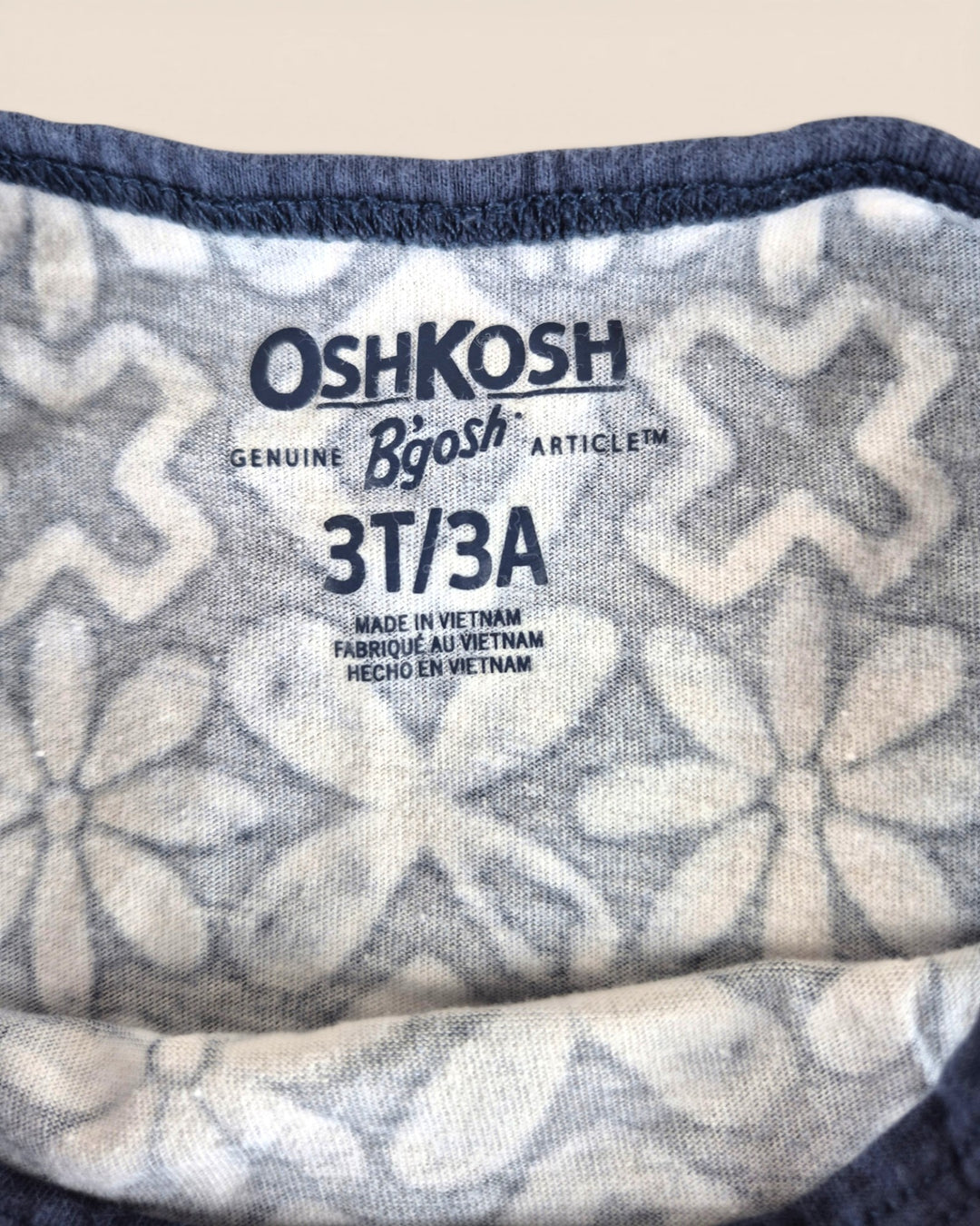 Pre-Loved Oshkosh Navy Patterned Tank Top Girls 3Y | Betty’s Marketplace