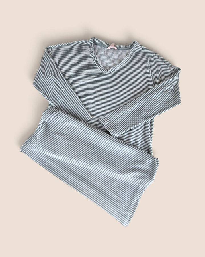 Pre-Loved R Line Striped Nightgown Ladies XS | Betty’s Marketplace