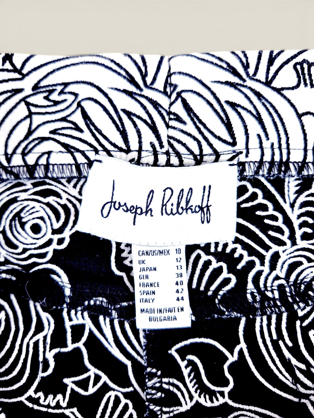 Pre-Loved Joseph Ribkoff Black & White Floral Pants Ladies Size 10 | Betty’s Marketplace