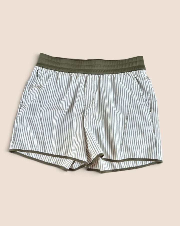 Pre-Loved Columbia Striped Shorts Ladies Large | Betty’s Marketplace