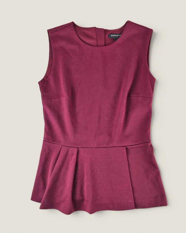 Pre-Loved Banana Republic Maroon Sleeveless Top Ladies Size 0 | Betty’s Marketplace